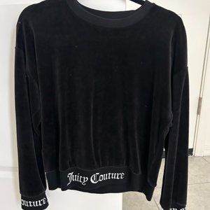 Velvety crewneck